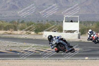 media/Nov-01-2025-CVMA (Sat) [[fc0f7531b8]]/Race 7-Formula Twins-Formula 40 UL/